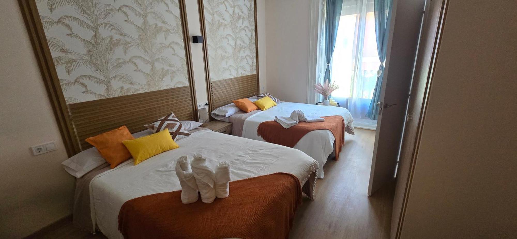 Habitaciones Universal Мадрид Екстер'єр фото